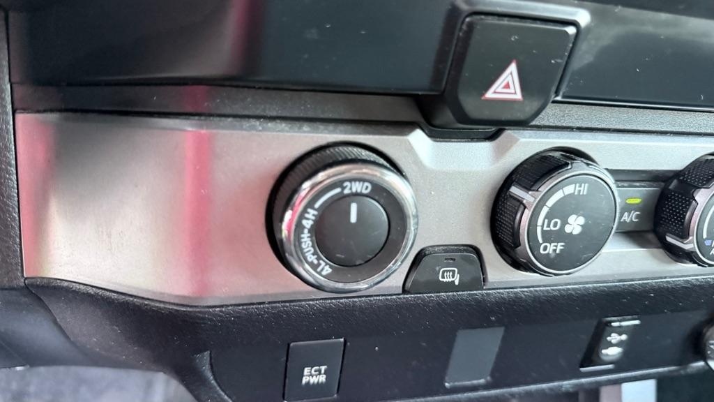 Toyota Tacoma SR5 Access Cab 6' Bed V6 AT (Natl) 2019