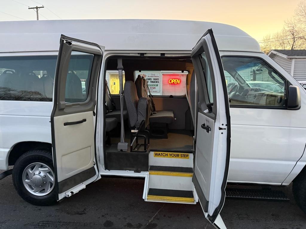 Ford Econoline E-250 Ext Commercial 2010