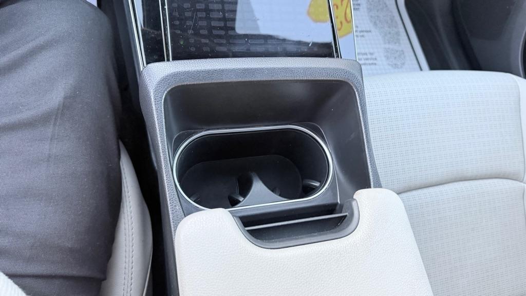 Toyota BZ4X XLE AWD (Natl) 2023