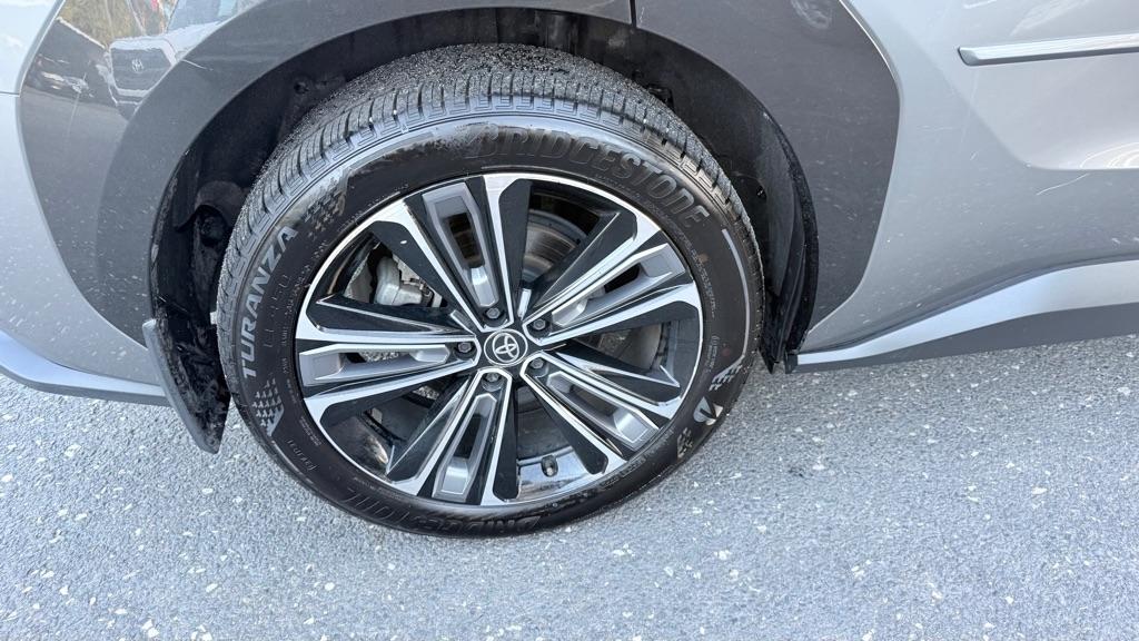 Toyota BZ4X XLE AWD (Natl) 2023
