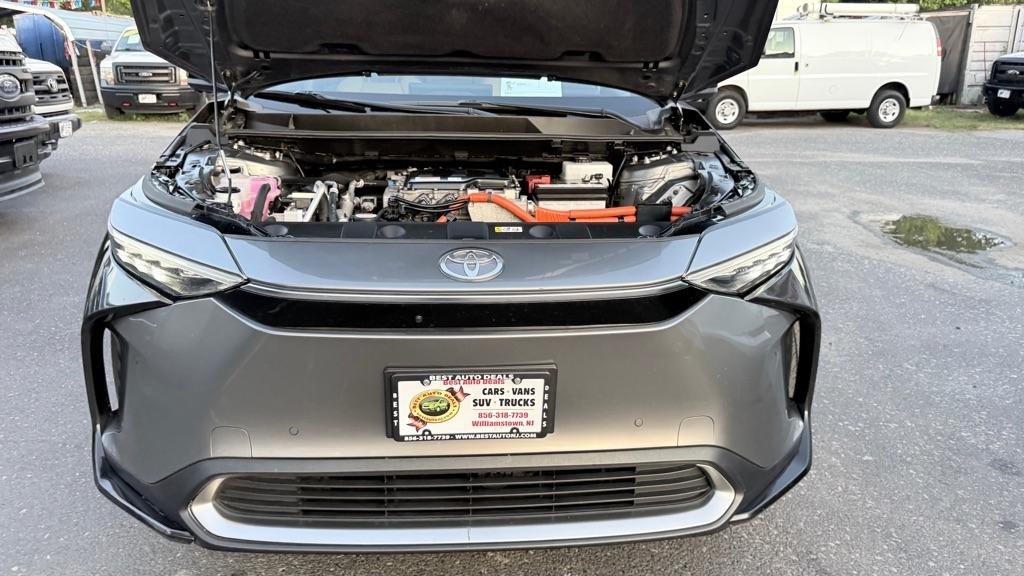 Toyota BZ4X XLE AWD (Natl) 2023