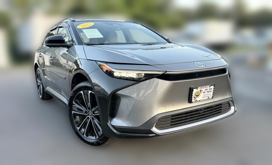 2023 Toyota BZ4X XLE AWD (Natl)