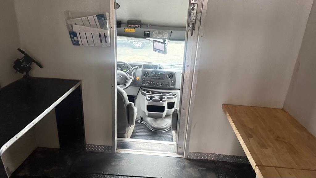 Ford Econoline E450 2015