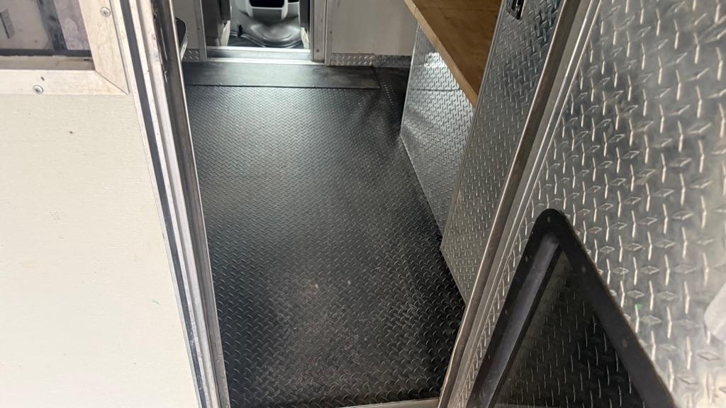 Ford Econoline E450 2015