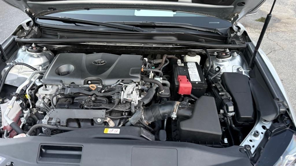 Toyota Camry LE Auto (Natl) 2020