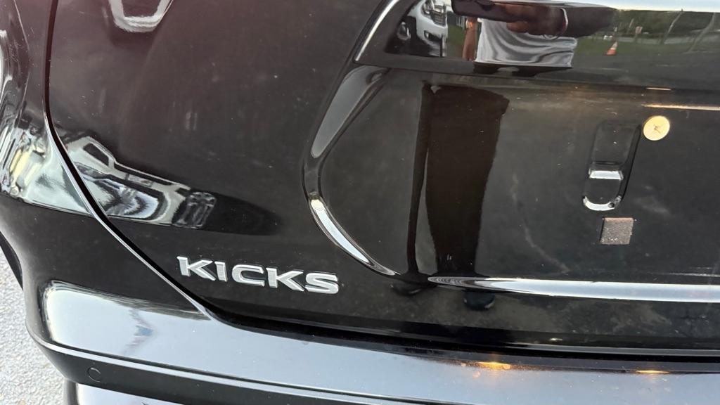 Nissan Kicks S FWD 2022