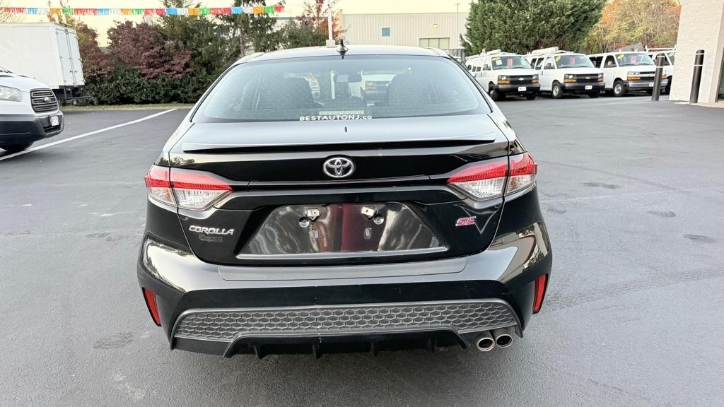 Toyota Corolla SE Nightshade CVT (Natl) 2022