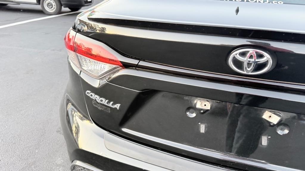 Toyota Corolla SE Nightshade CVT (Natl) 2022
