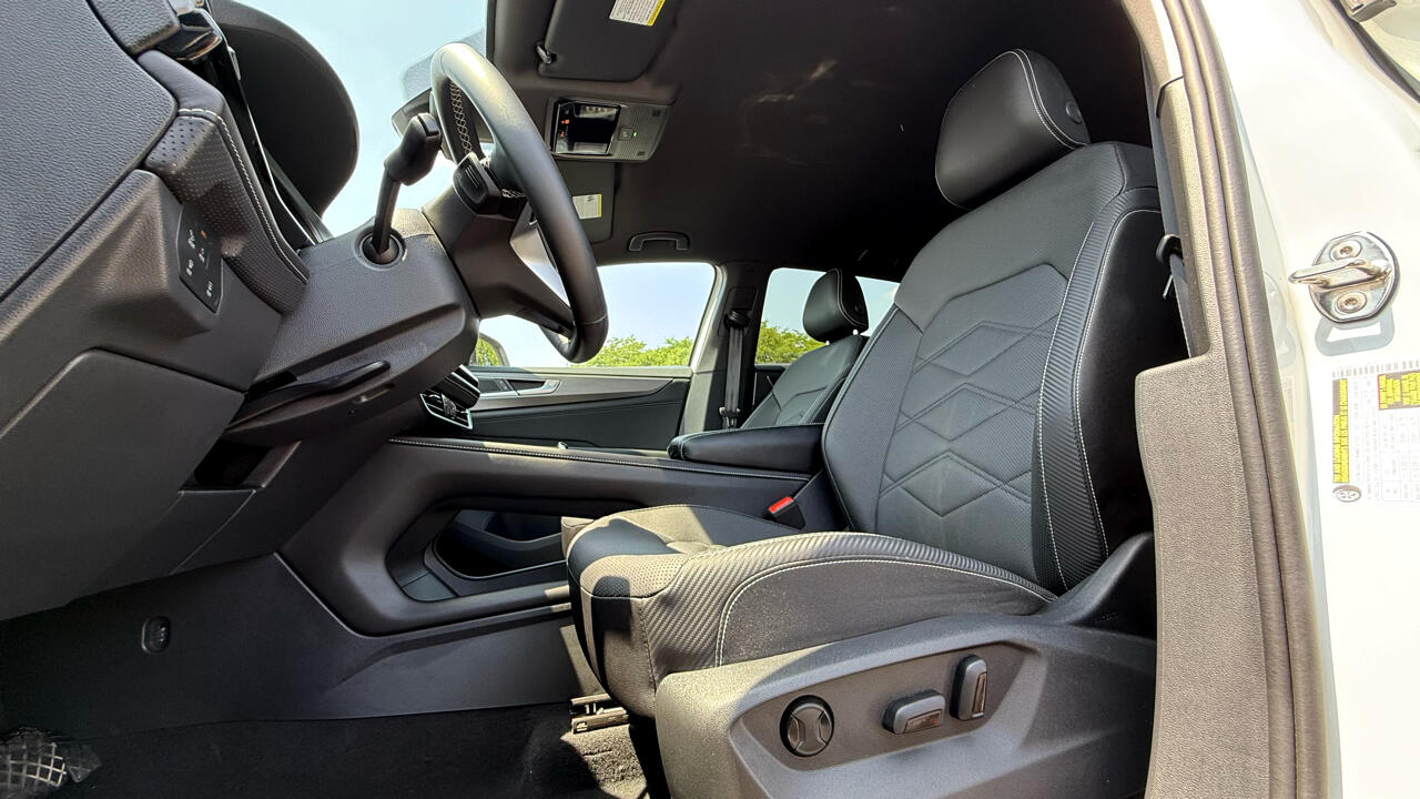 Volkswagen Atlas Cross Sport SE w/Technology 2025 Volkswagen Atlas Cross Sport SE w/Technology 2025