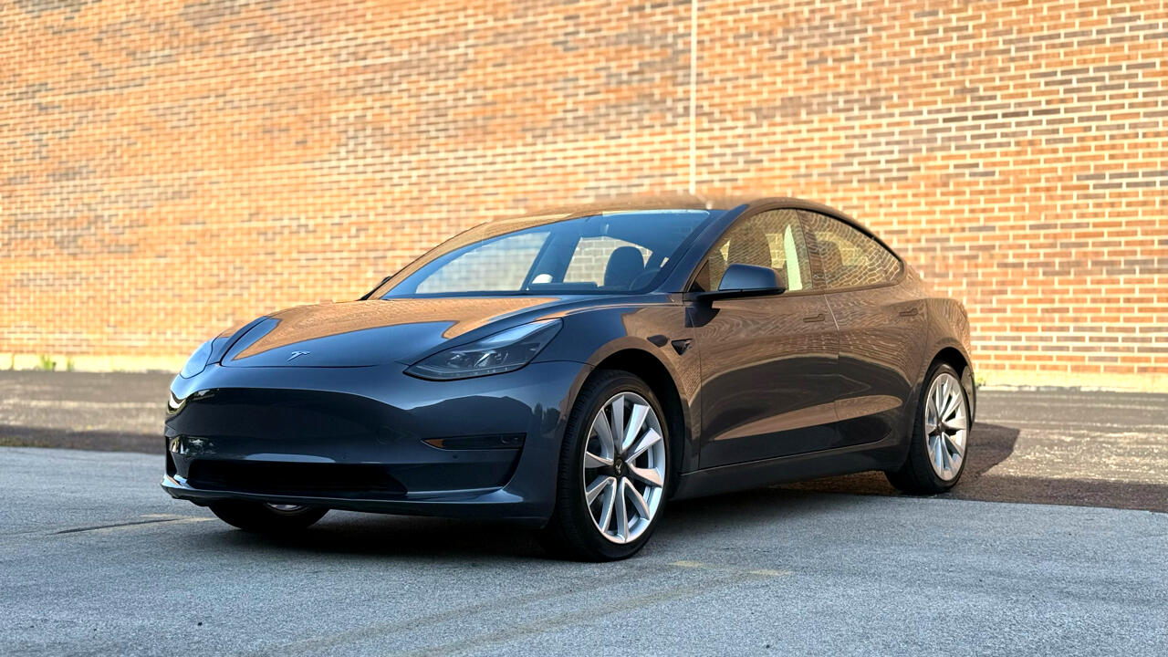 Tesla Model 3 Standard Range Plus 2022 Tesla Model 3 Standard Range Plus 2022