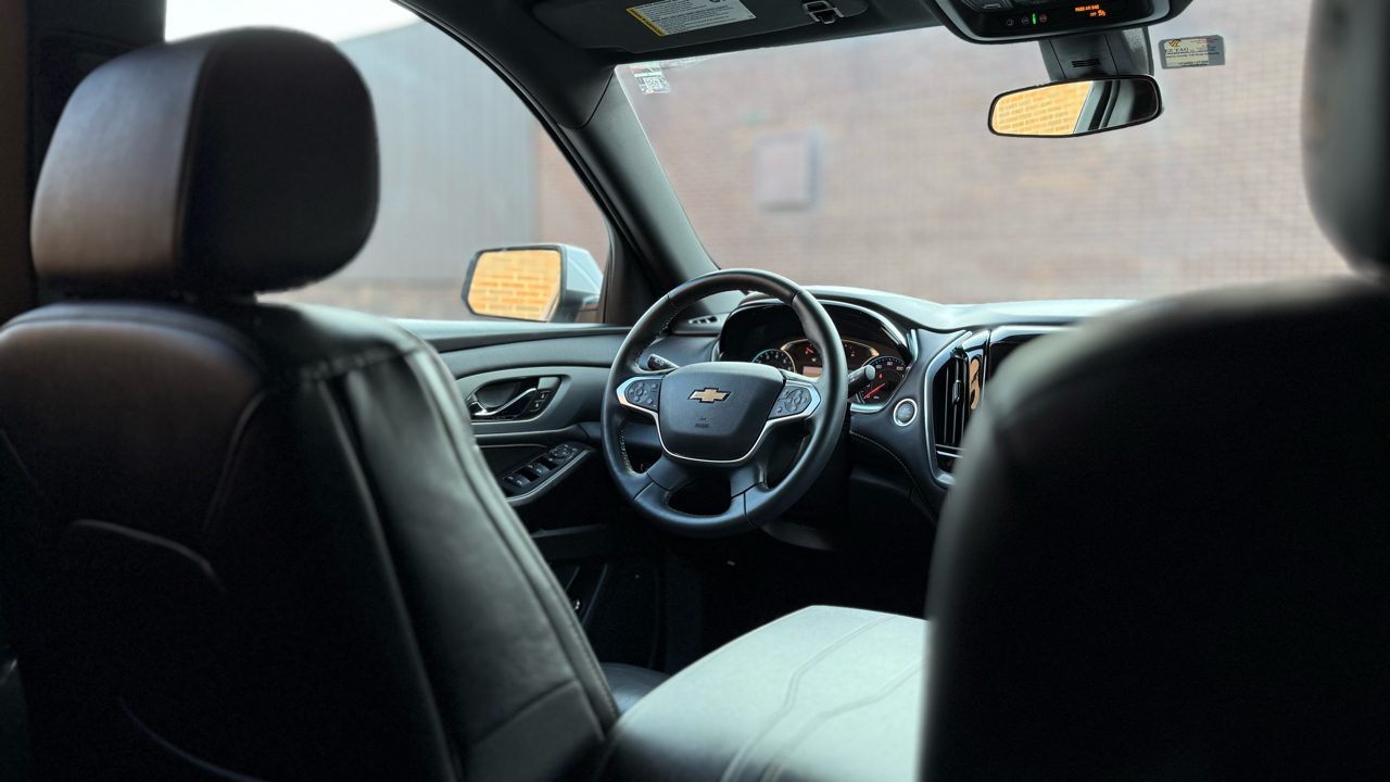 Chevrolet Traverse LT Leather FWD 2023 Chevrolet Traverse LT Leather FWD 2023