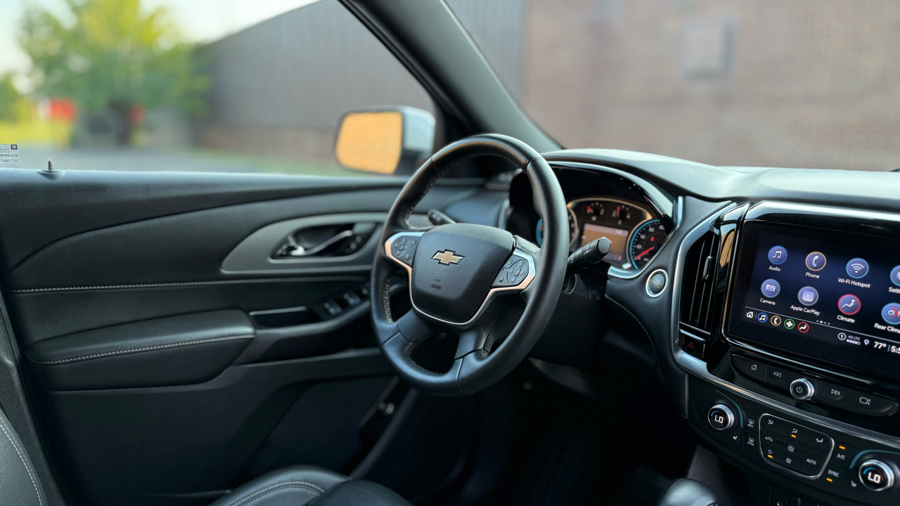 Chevrolet Traverse LT Leather FWD 2023 Chevrolet Traverse LT Leather FWD 2023