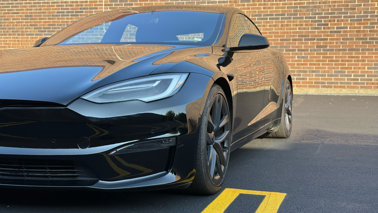 Tesla Model S Plaid AWD 2021 Tesla Model S Plaid AWD 2021