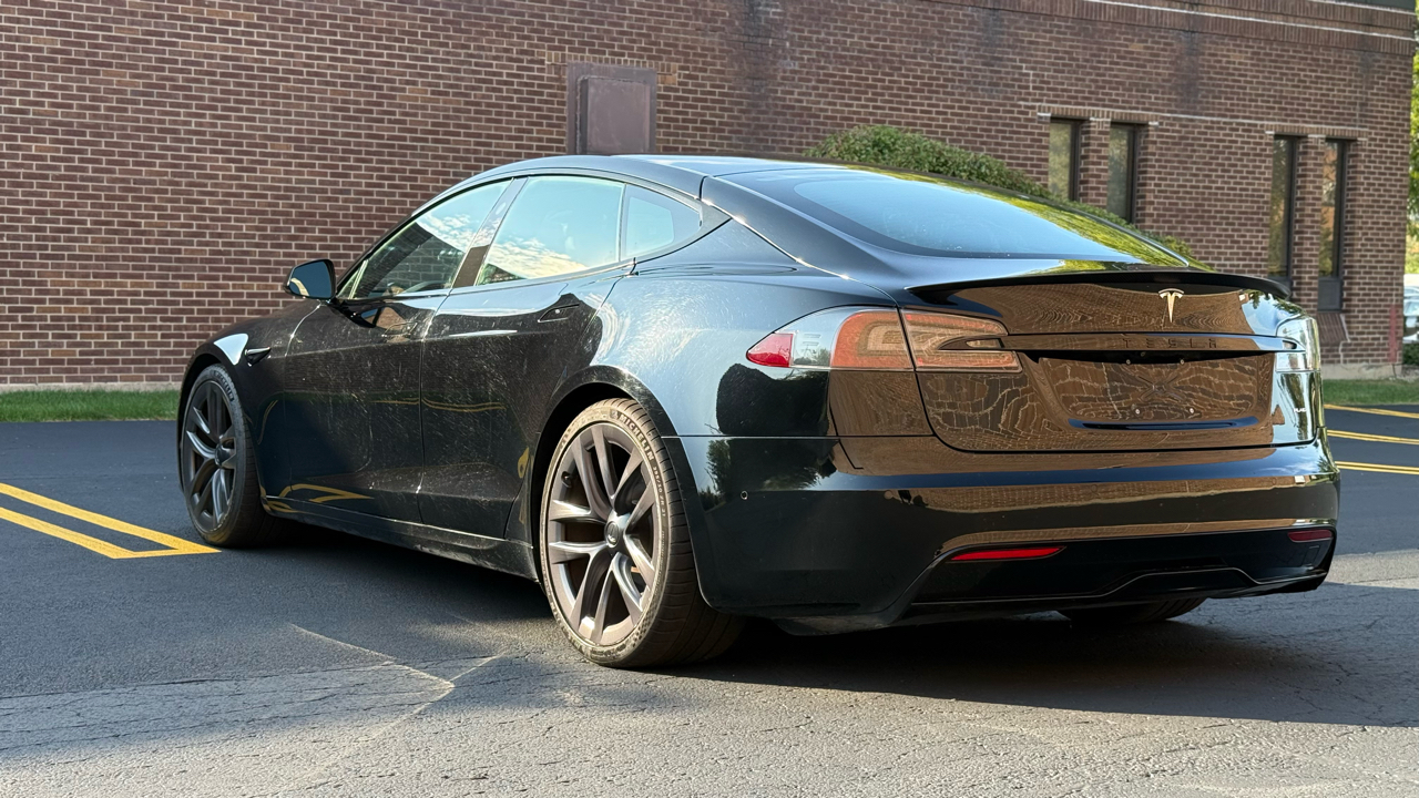Tesla Model S Plaid AWD 2021 Tesla Model S Plaid AWD 2021