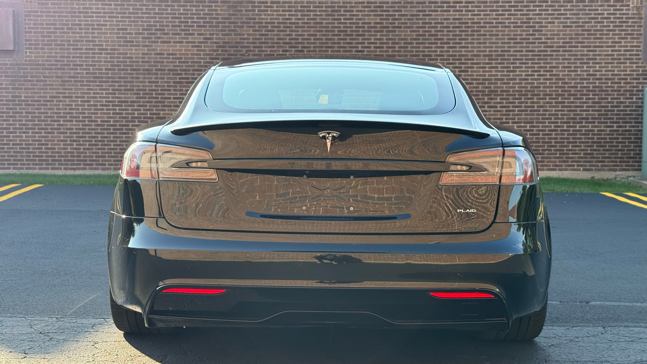 Tesla Model S Plaid AWD 2021 Tesla Model S Plaid AWD 2021