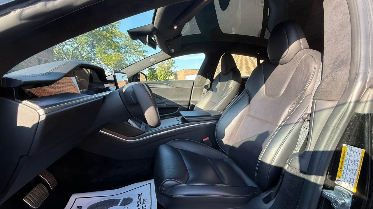 Tesla Model S Plaid AWD 2021 Tesla Model S Plaid AWD 2021