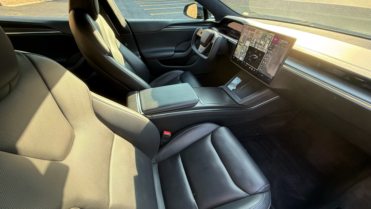 Tesla Model S Plaid AWD 2021 Tesla Model S Plaid AWD 2021