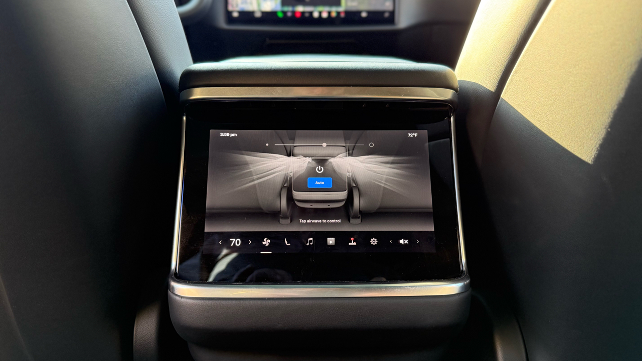 Tesla Model S Plaid AWD 2021 Tesla Model S Plaid AWD 2021