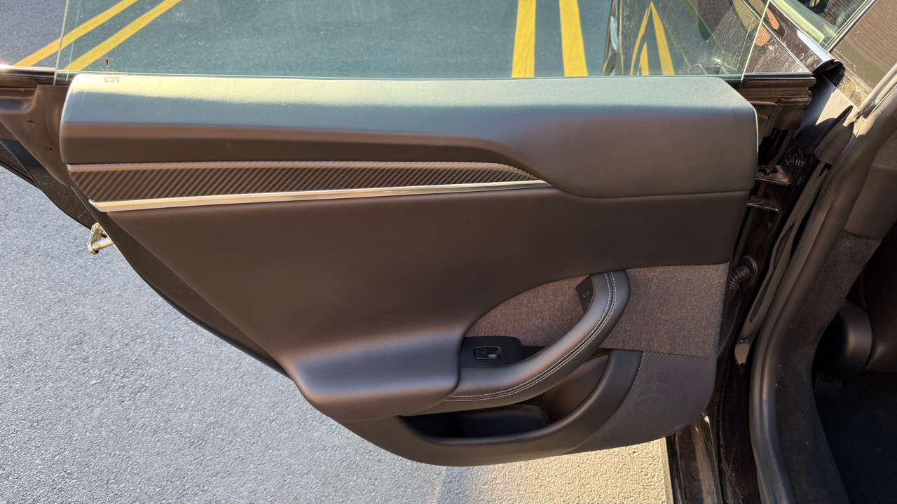 Tesla Model S Plaid AWD 2021 Tesla Model S Plaid AWD 2021