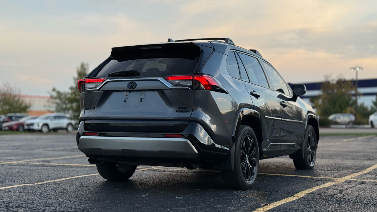 Toyota RAV4 Hybrid XSE 2022 Toyota RAV4 Hybrid XSE 2022