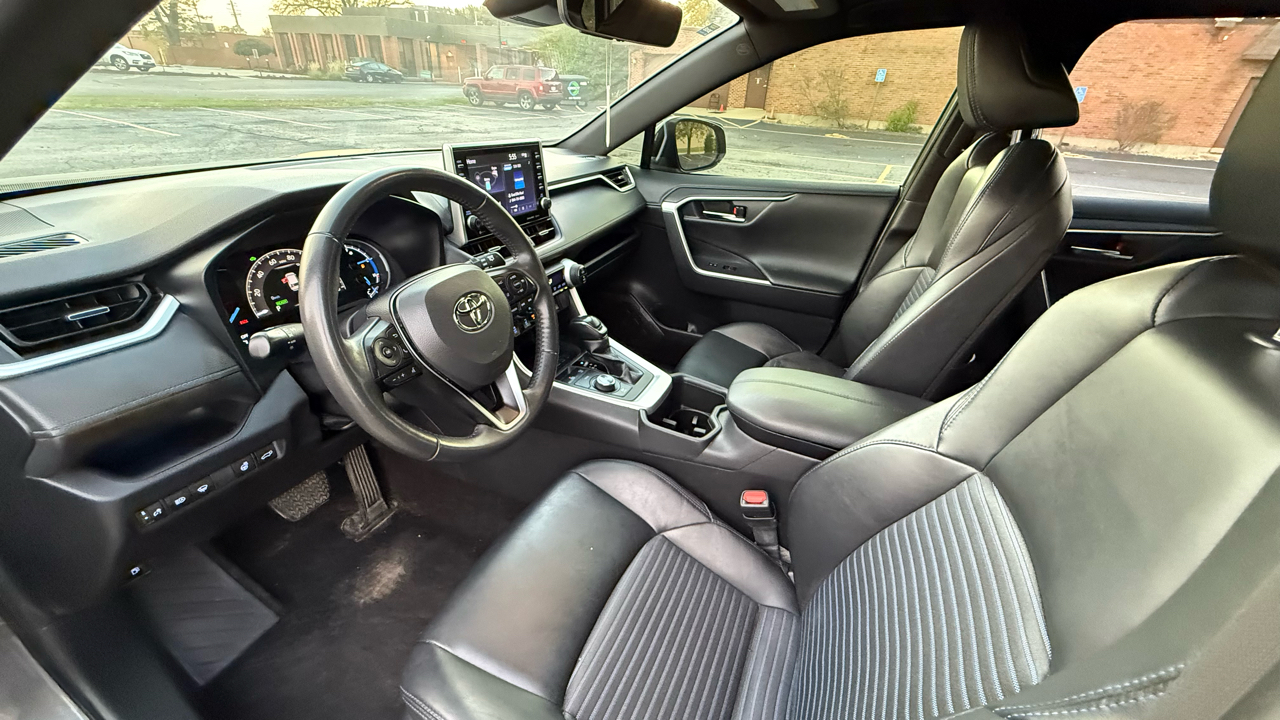 Toyota RAV4 Hybrid XSE 2022 Toyota RAV4 Hybrid XSE 2022