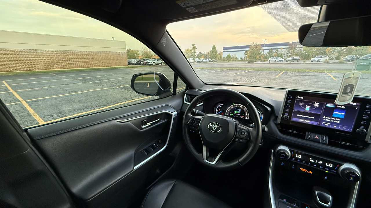 Toyota RAV4 Hybrid XSE 2022 Toyota RAV4 Hybrid XSE 2022