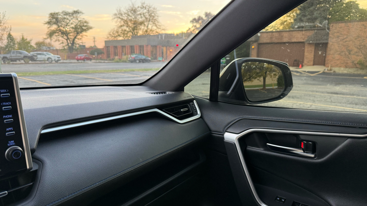 Toyota RAV4 Hybrid XSE 2022 Toyota RAV4 Hybrid XSE 2022