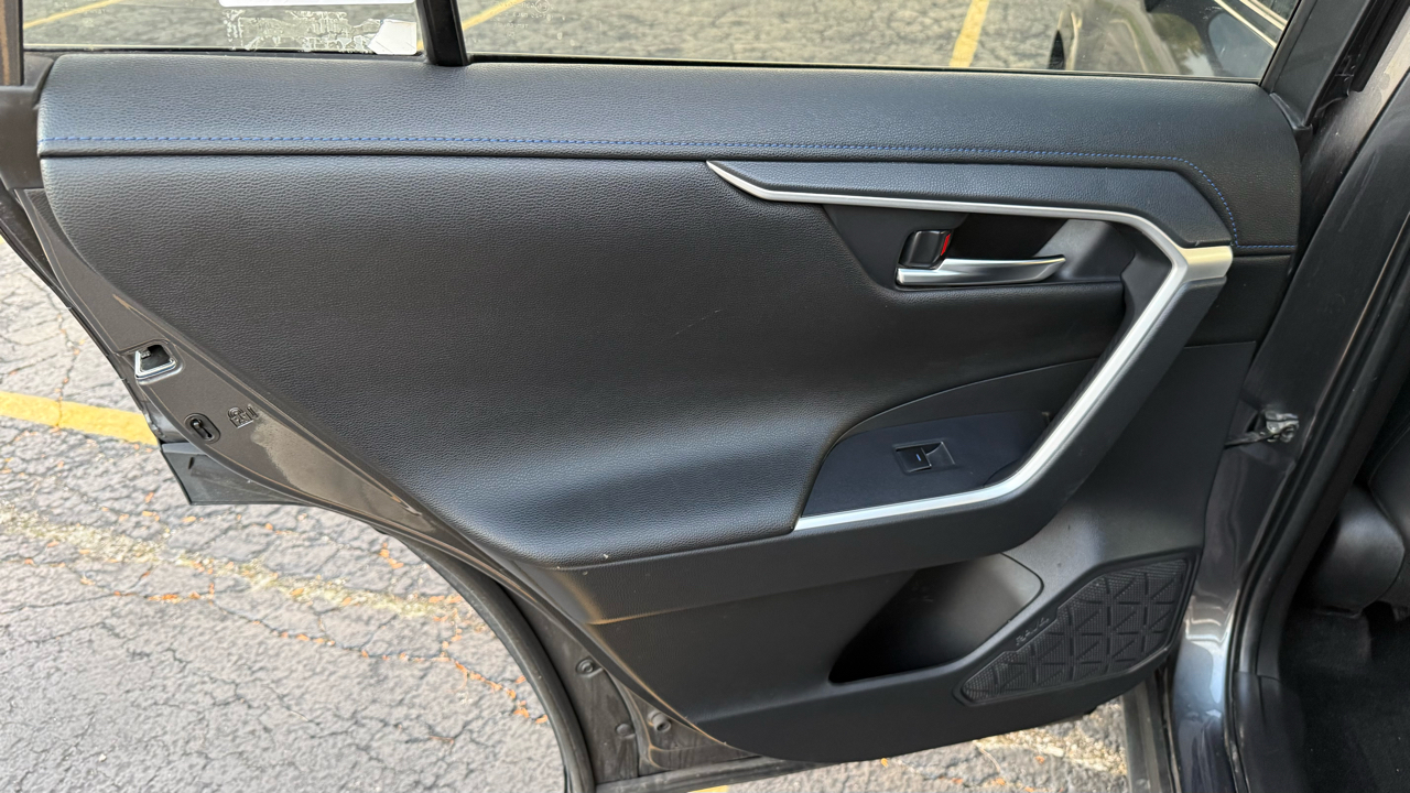 Toyota RAV4 Hybrid XSE 2022 Toyota RAV4 Hybrid XSE 2022