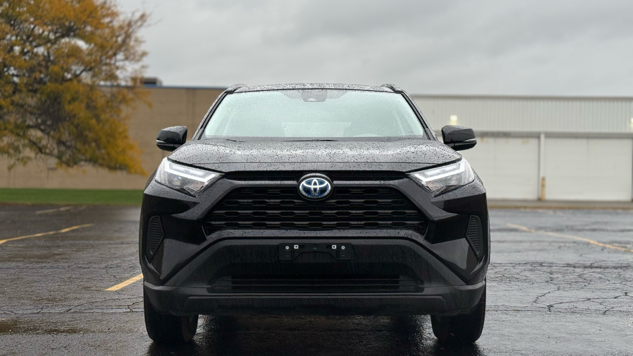 Toyota RAV4 Hybrid XLE 2024 Toyota RAV4 Hybrid XLE 2024