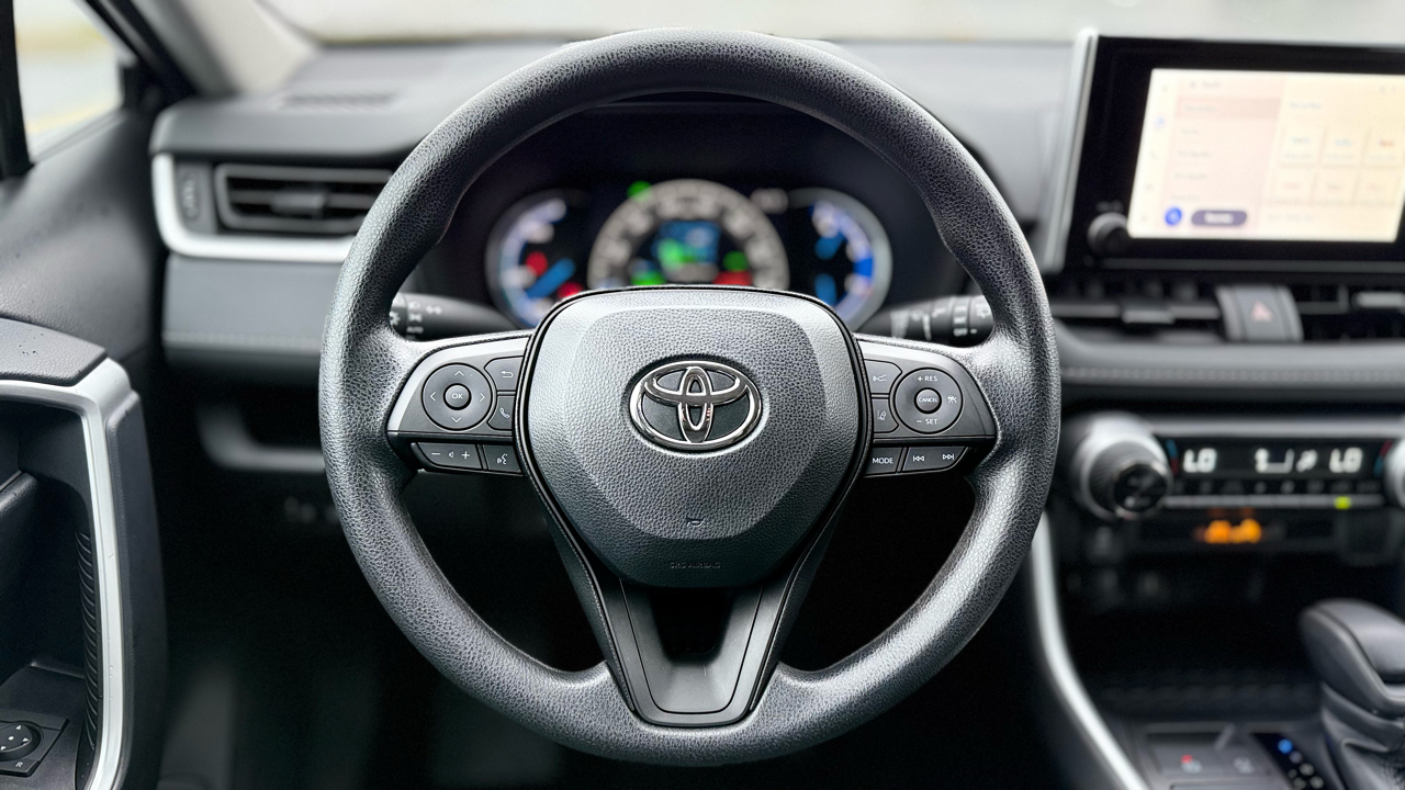 Toyota RAV4 Hybrid XLE 2024 Toyota RAV4 Hybrid XLE 2024