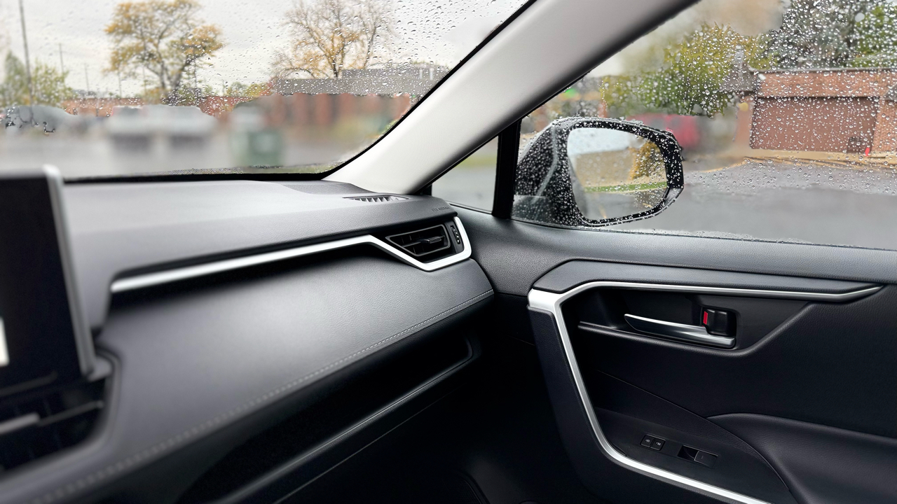 Toyota RAV4 Hybrid XLE 2024 Toyota RAV4 Hybrid XLE 2024