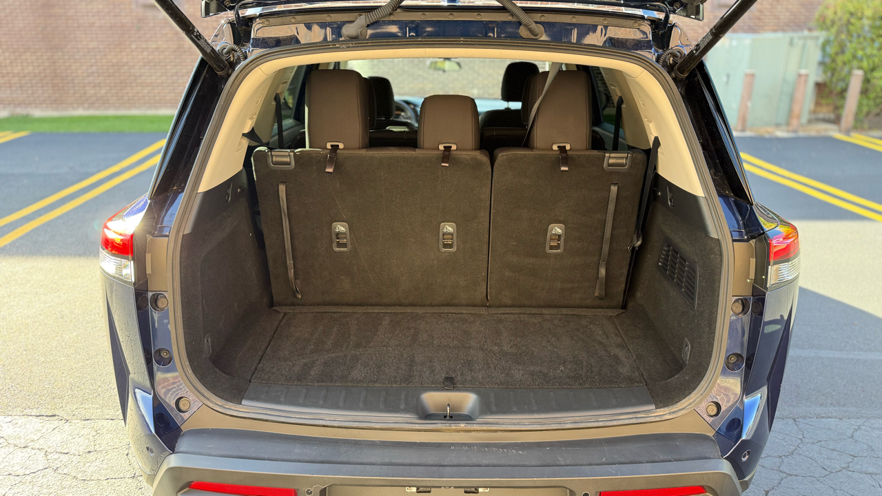 Nissan Pathfinder SV 2025 Nissan Pathfinder SV 2025