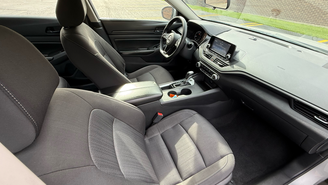 Nissan Altima 2.5 S 2023 Nissan Altima 2.5 S 2023