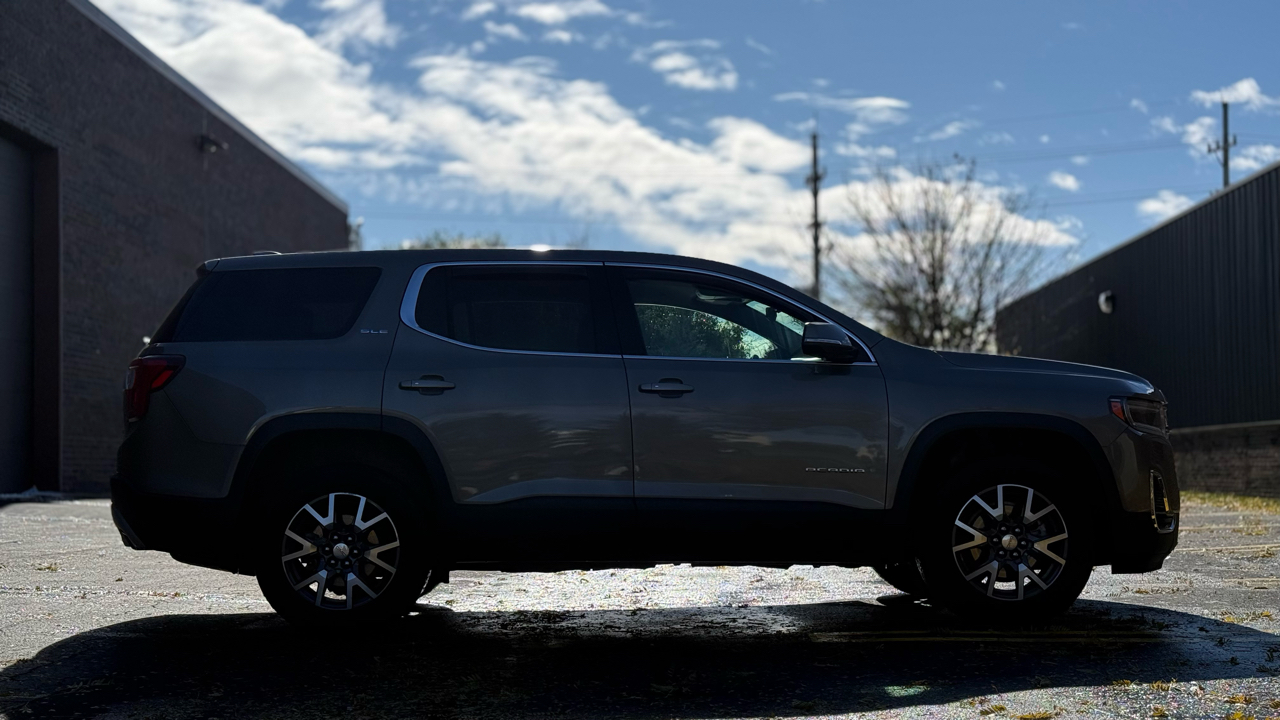 GMC Acadia SLE 2023