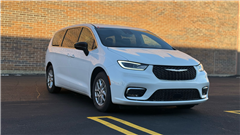 2025 Chrysler Pacifica 