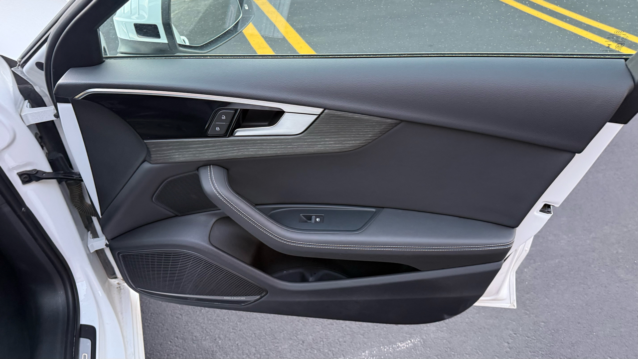 Audi A4 Prestige 40 TFSI quattro 2024