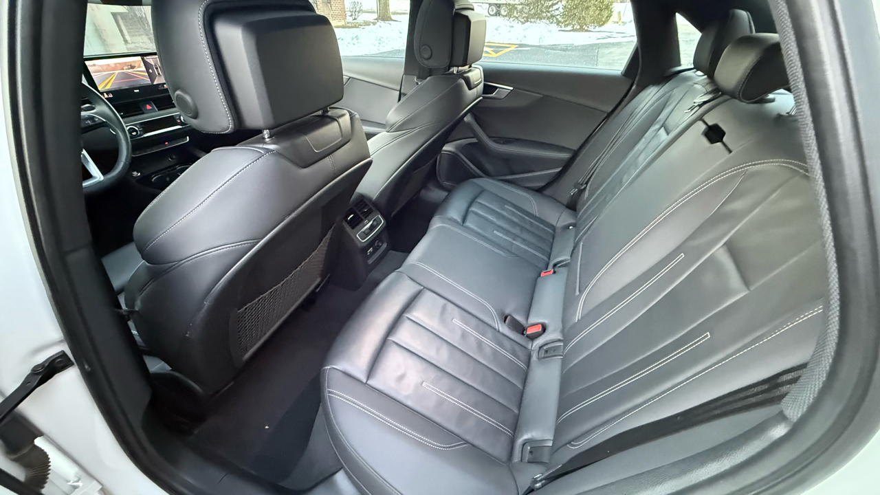 Audi A4 Prestige 40 TFSI quattro 2024