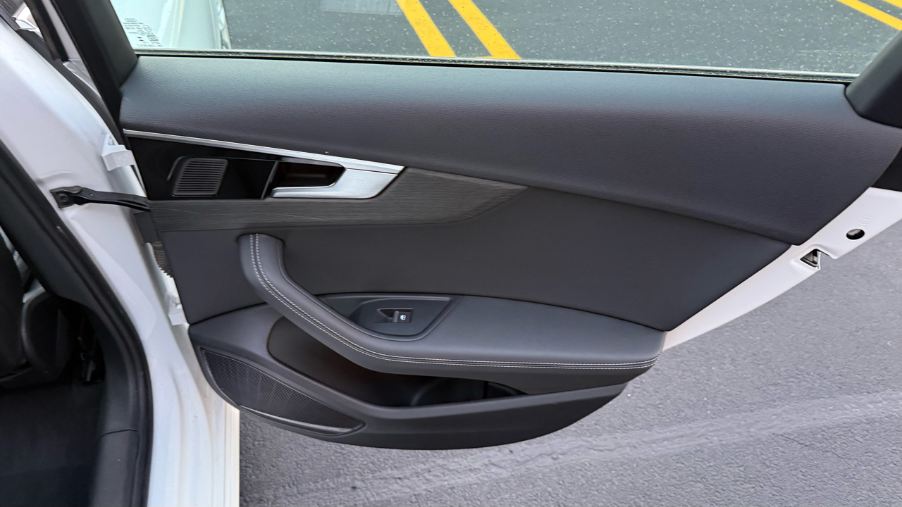 Audi A4 Prestige 40 TFSI quattro 2024