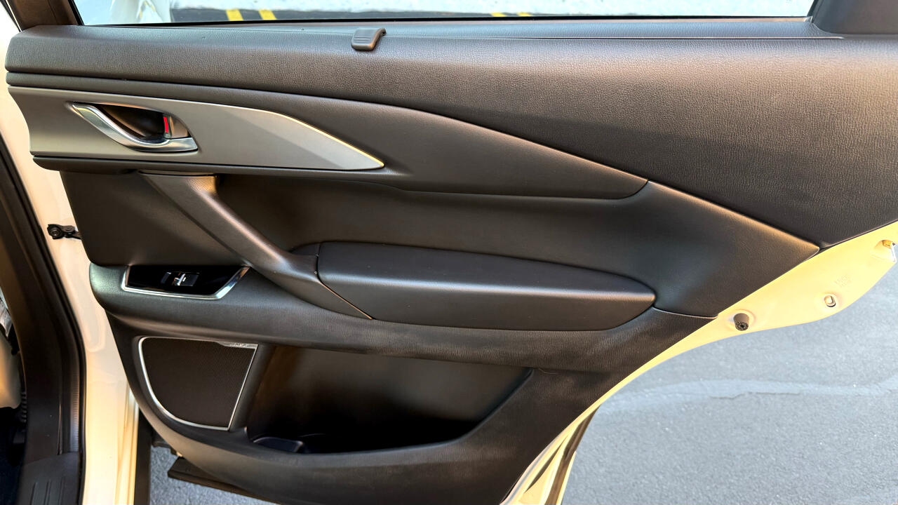 Mazda CX-9 Touring FWD 2021