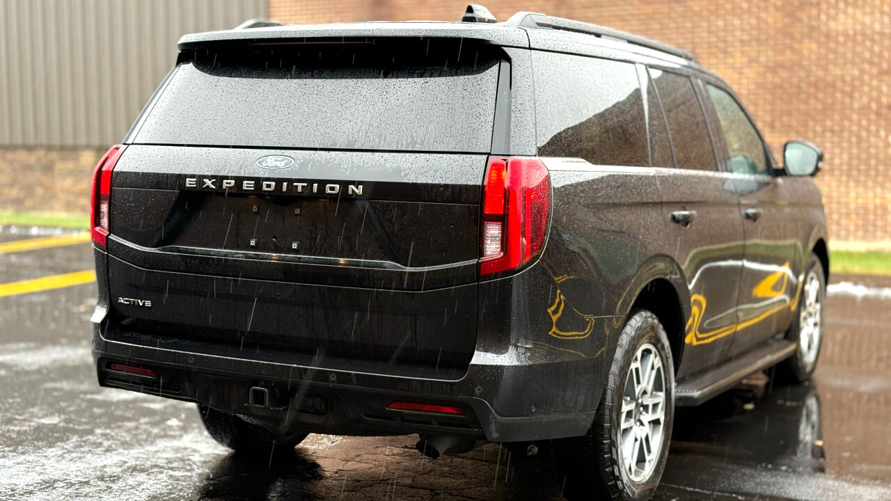 Ford Expedition Active 4WD 2025
