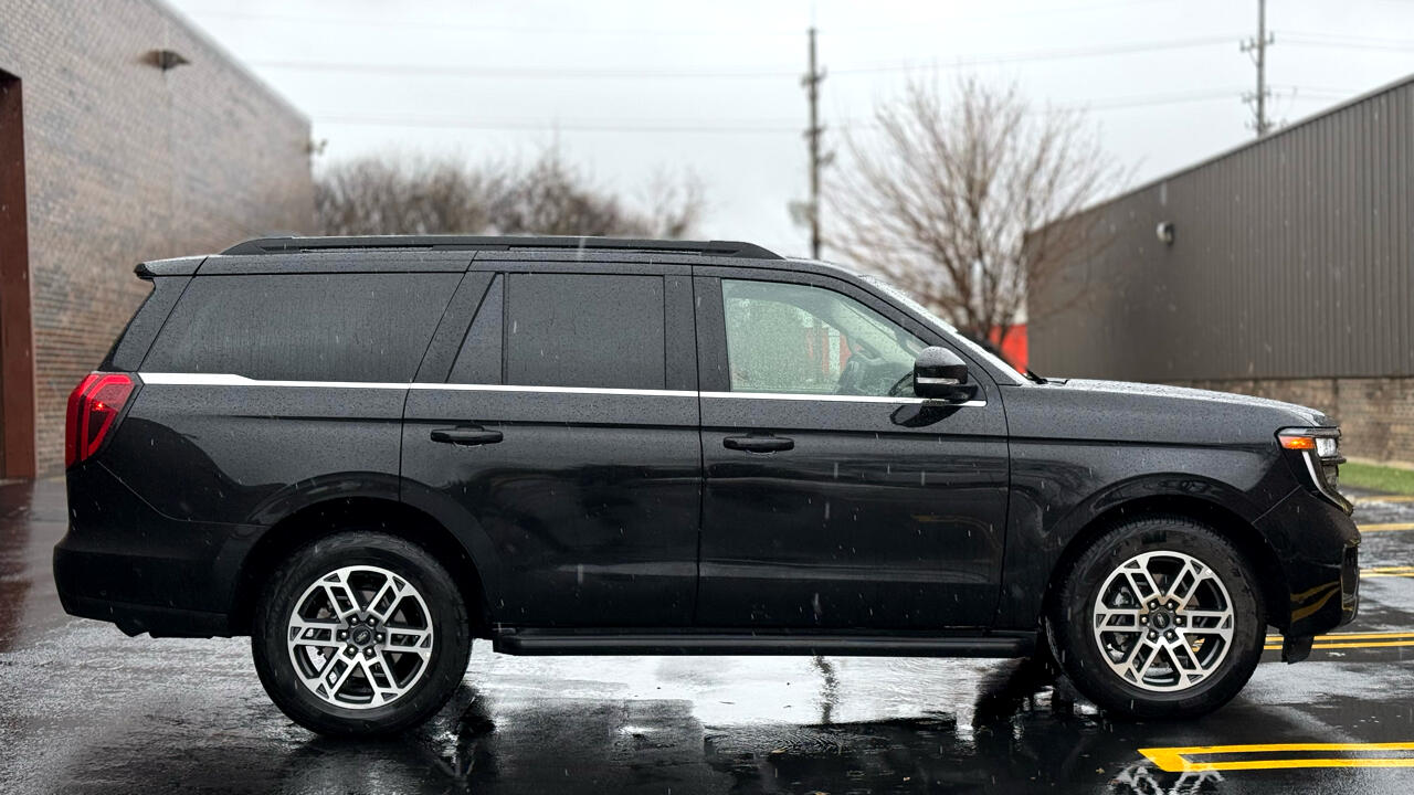 Ford Expedition Active 4WD 2025