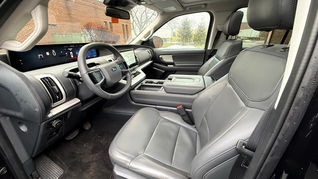 Ford Expedition Active 4WD 2025