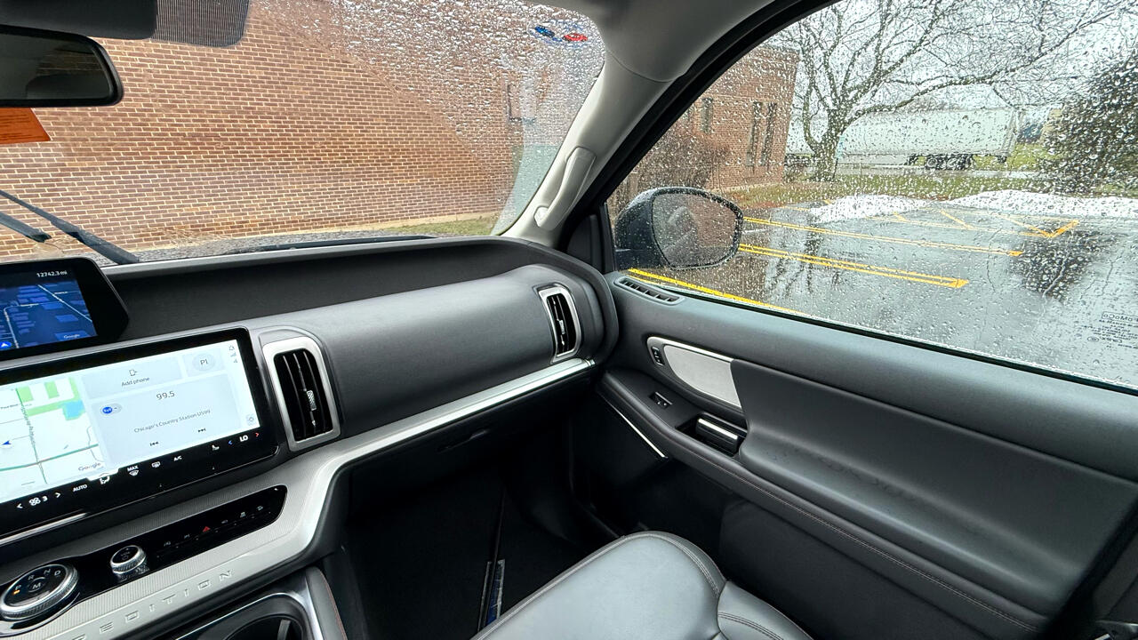 Ford Expedition Active 4WD 2025