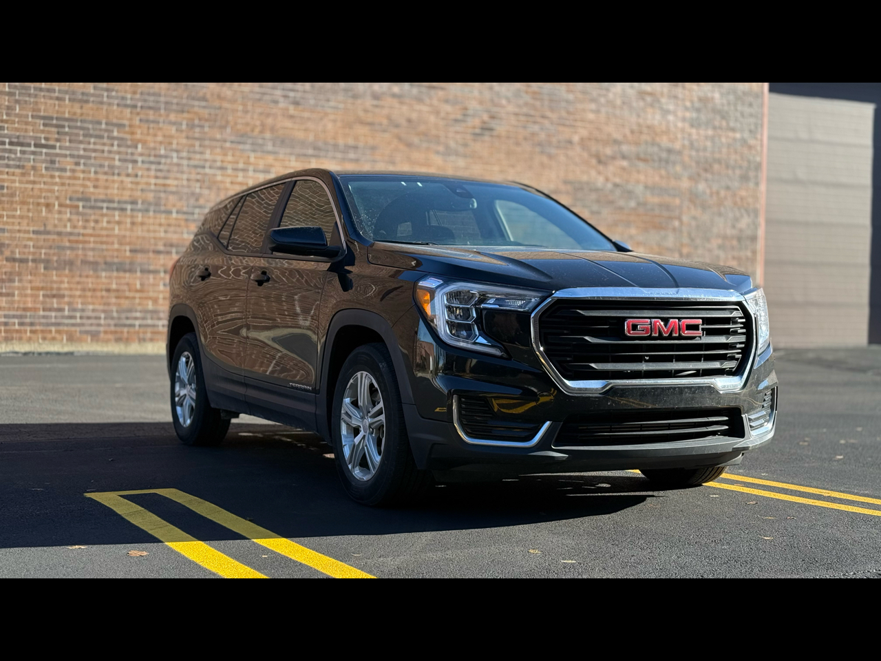 2024 GMC Terrain SLE's photo