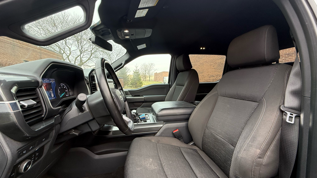 Ford F-150 Lariat SuperCrew 5.5-ft. Bed 4WD 2023