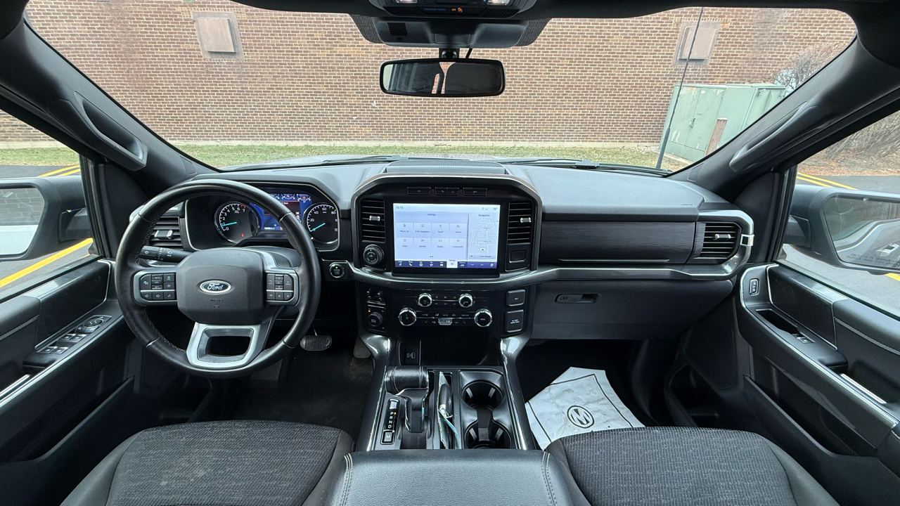 Ford F-150 Lariat SuperCrew 5.5-ft. Bed 4WD 2023