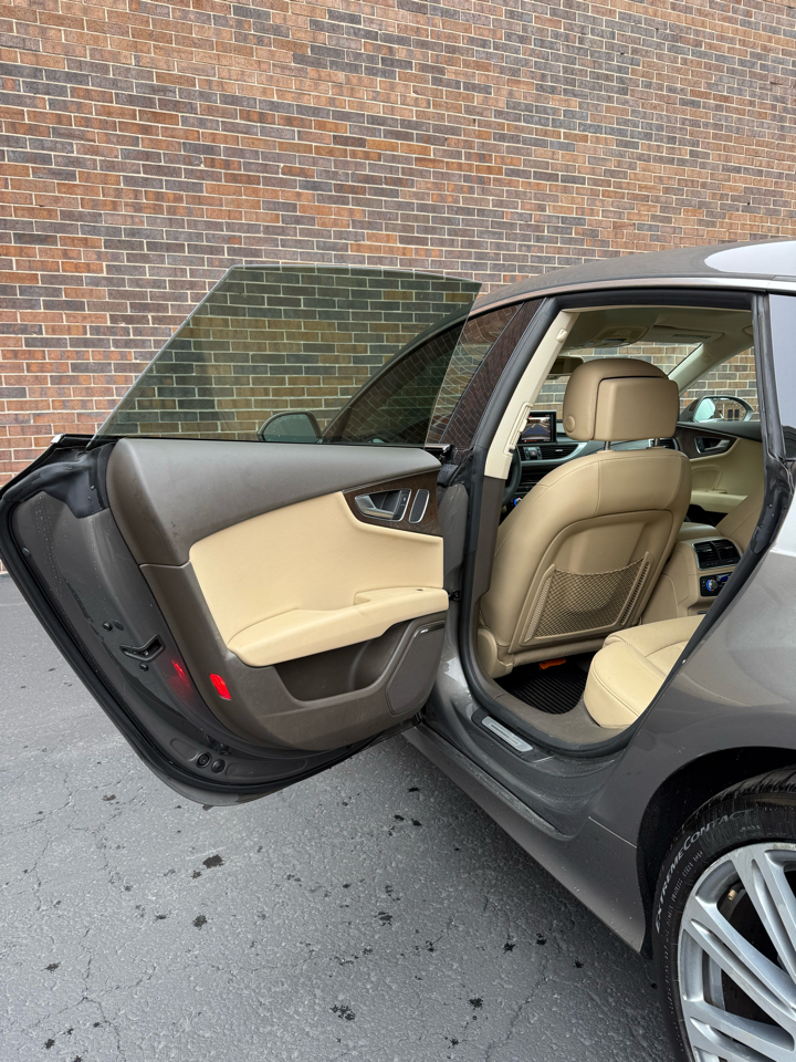 Audi A7 Prestige 4D Sedan Qtro TDI 2014