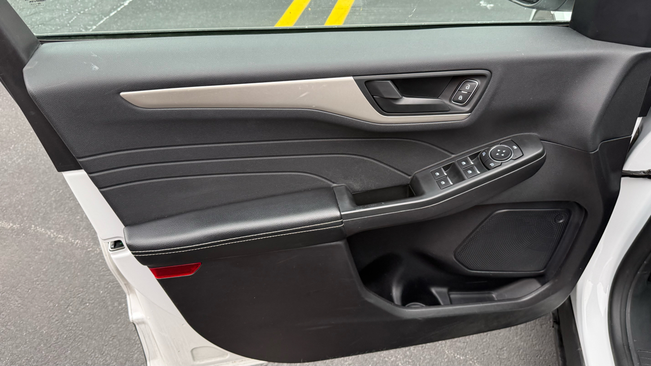 Ford Escape SE AWD 2022