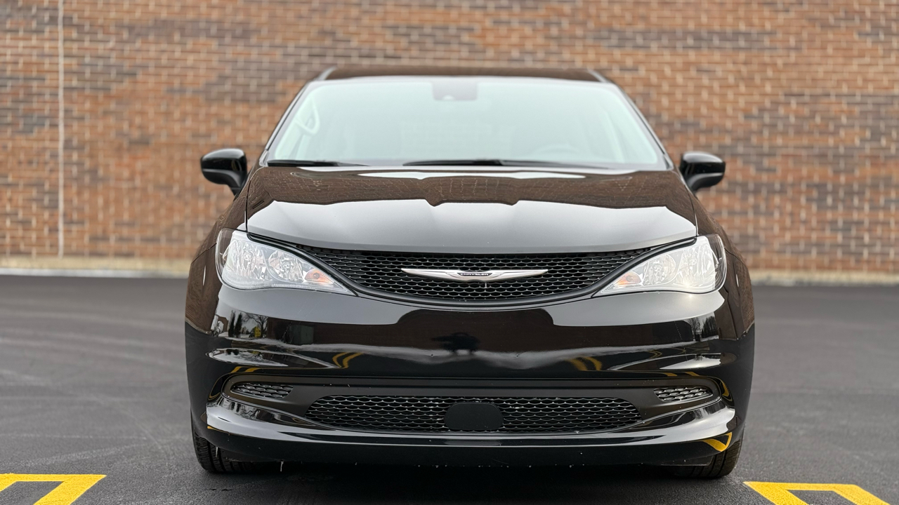 Chrysler Voyager LX 2024