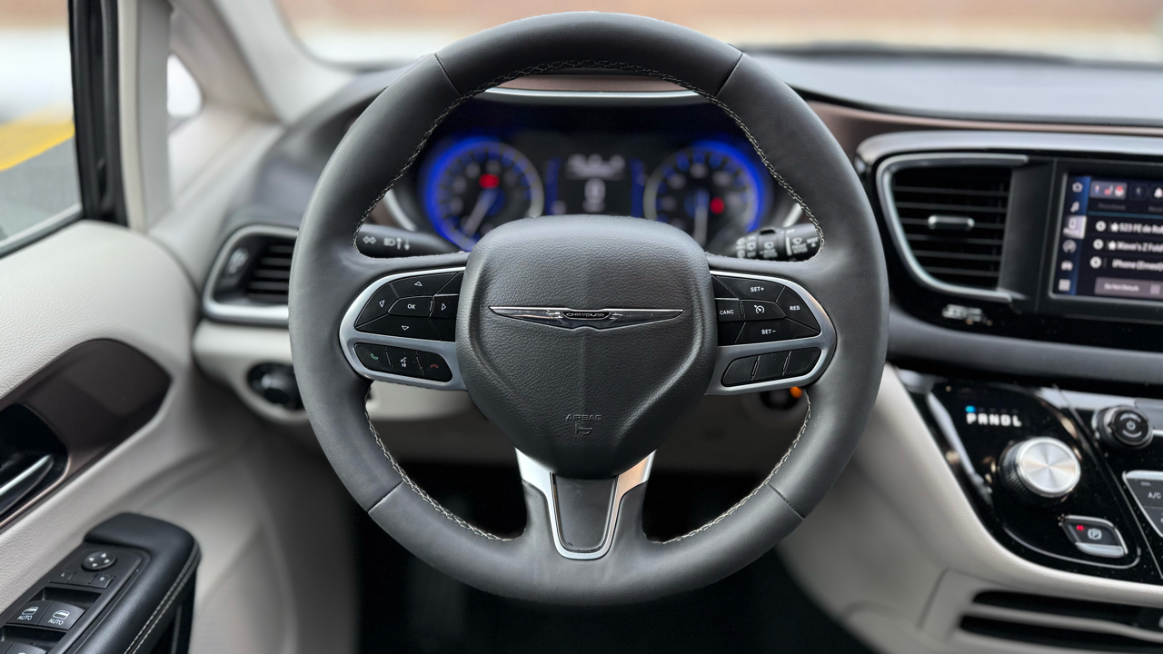 Chrysler Voyager LX 2024